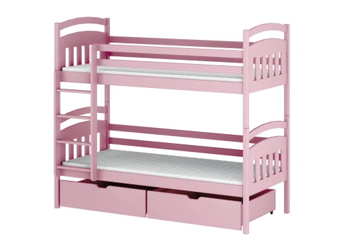 Pink køjeseng med stige, madrasser og to rummelige opbevaringsskuffer på hvid baggrund.