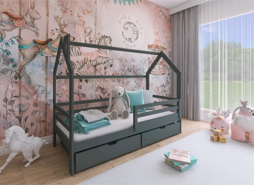 Mørkegrå hus-seng med skuffer, hvid madras, blågråt sengetøj og kaninbamse. Børneværelse.
