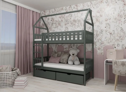 Lyserødt børneværelse med mørkegrå hussengekøjeseng, skuffer, stige, bamse, pink gardiner og hestetapet.