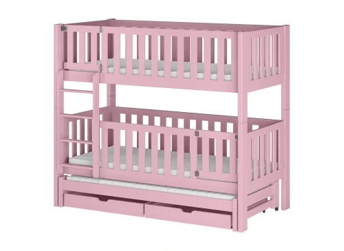 Lyserød køjeseng med stige, madrasser og skuffer i et børneværelse.