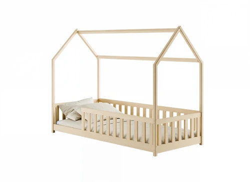 Husseng i naturligt træ, lys træfarve, med tremmer. Enkelt og minimalistisk design til børneværelset.